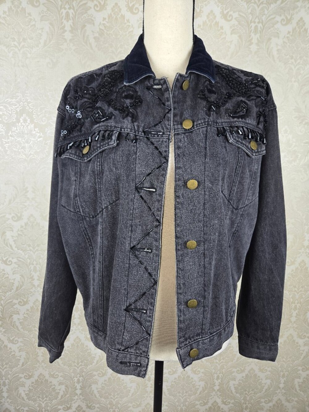Carole Little Sport Petites Size 2 Black Denim Jacket Embroidered Beaded Sequins